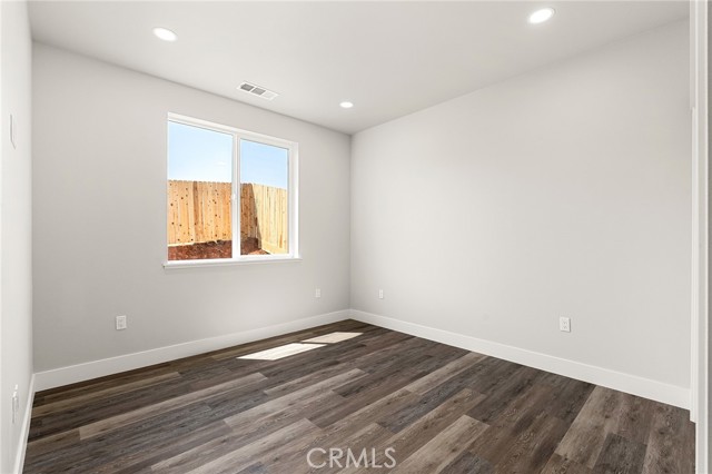 Detail Gallery Image 21 of 42 For 5585 Scottwood Rd, Paradise,  CA 95969 - 2 Beds | 2 Baths