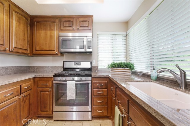 26685 Dulcinea, Mission Viejo CA: https://media.crmls.org/medias/dc943ef5-2486-4211-a285-97287ab71800.jpg