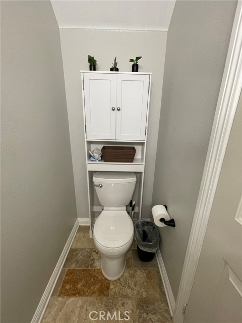 Detail Gallery Image 8 of 45 For 1318 Hermosa Dr, Corona,  CA 92879 - 4 Beds | 2/1 Baths