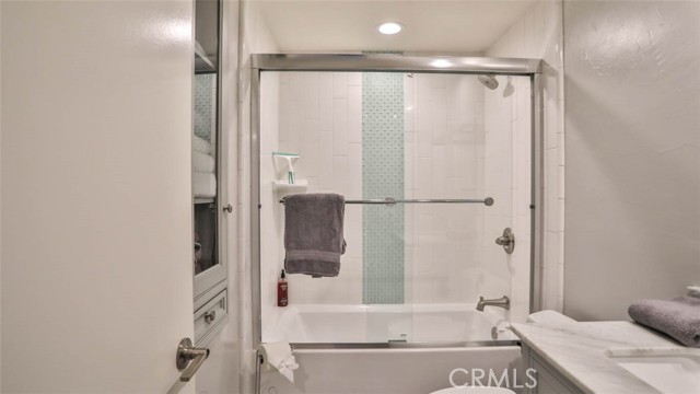 49171 Washington Street, La Quinta CA: https://media.crmls.org/medias/dc946ec4-92e7-4a79-bfec-aaa175149702.jpg