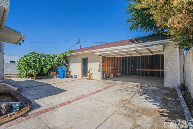 1146 Irolo Street, Los Angeles, California 90006, 3 Bedrooms Bedrooms, ,1 BathroomBathrooms,Single Family Residence,For Sale,Irolo,SB24148200