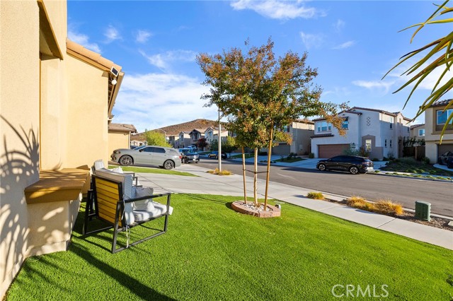 Detail Gallery Image 4 of 46 For 38476 Rosegate Pl, Murrieta,  CA 92563 - 4 Beds | 3/1 Baths