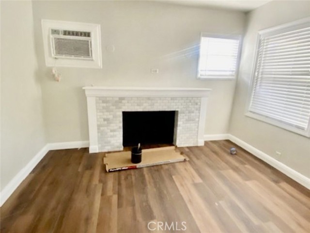 15096 Paddock Street photo 2
