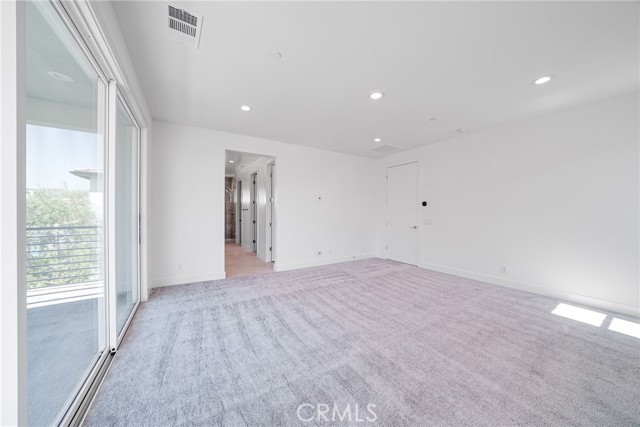 Detail Gallery Image 17 of 31 For 121 Wild Flower, Lake Forest,  CA 92630 - 5 Beds | 5 Baths