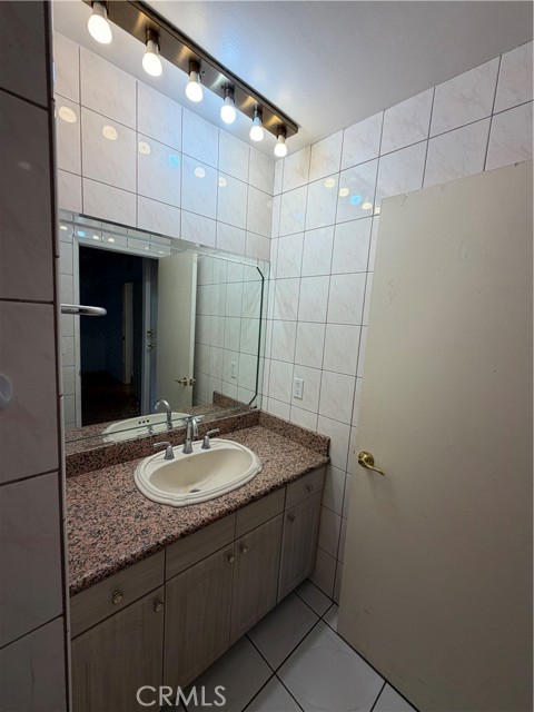 15344 Weddington photo 11