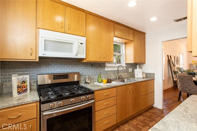 Detail Gallery Image 7 of 16 For 506 E 7th, Corona,  CA 92879 - 2 Beds | 1/1 Baths