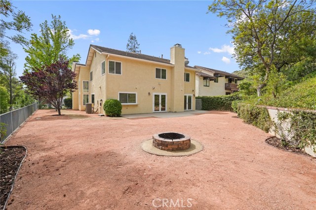 7169 Castle Peak Drive, West Hills CA: https://media.crmls.org/medias/dc968c01-9f5c-4600-8f46-a3c344a2604e.jpg