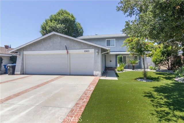 Detail Gallery Image 3 of 29 For 10611 Jordan Ave, Chatsworth,  CA 91311 - 3 Beds | 2/1 Baths