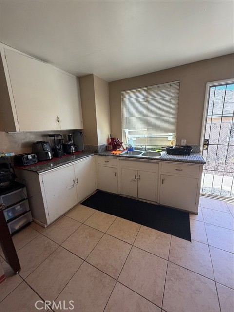 Detail Gallery Image 2 of 25 For 263 N Evans, Banning,  CA 92220 - – Beds | – Baths