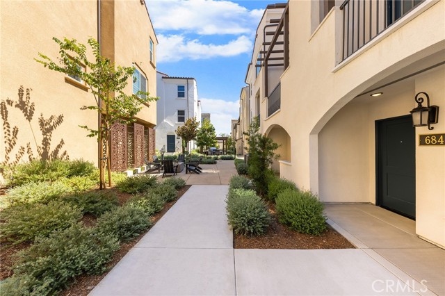 Detail Gallery Image 7 of 59 For 684 Panorama, La Puente,  CA 91744 - 3 Beds | 3/1 Baths