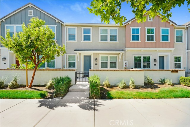 Detail Gallery Image 1 of 1 For 2757 E Barrel Privado #55,  Ontario,  CA 91761 - 3 Beds | 2/1 Baths