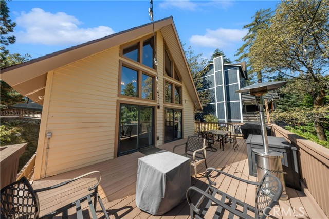 26220 Circle, Lake Arrowhead, CA 92391