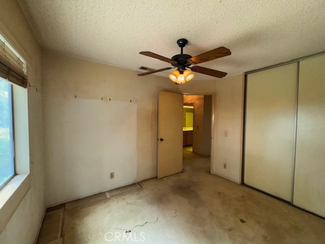 4773 Mount Rainier St., Jurupa Valley CA: https://media.crmls.org/medias/dc9924e9-1bd2-4636-8da7-14de7c586ffa.jpg