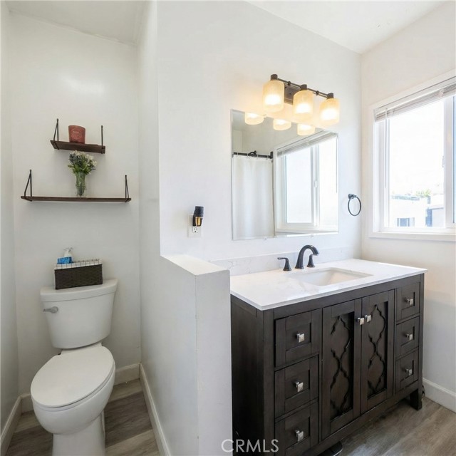 Detail Gallery Image 14 of 20 For 12833 Lewis Ave, Chino,  CA 91710 - 3 Beds | 1 Baths