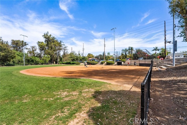 Image 37 of 45 For 2314 Oakmont Avenue