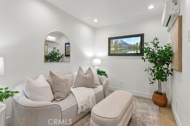 Detail Gallery Image 38 of 45 For 6091 Navajo, Westminster,  CA 92683 - 6 Beds | 5 Baths