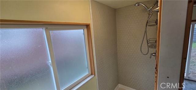Detail Gallery Image 11 of 17 For 9695 Main St, Upper Lake,  CA 95485 - 0 Beds | 1 Baths