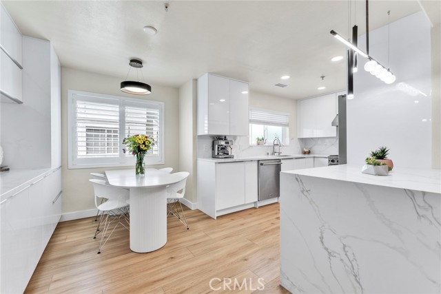 Detail Gallery Image 9 of 28 For 166 Alta St #B,  Arcadia,  CA 91006 - 3 Beds | 2/1 Baths