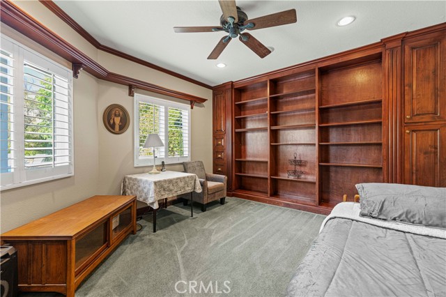 28642 Apricot Place, Saugus CA: https://media.crmls.org/medias/dc9e80bc-dc84-497d-94c3-20a052610ca9.jpg