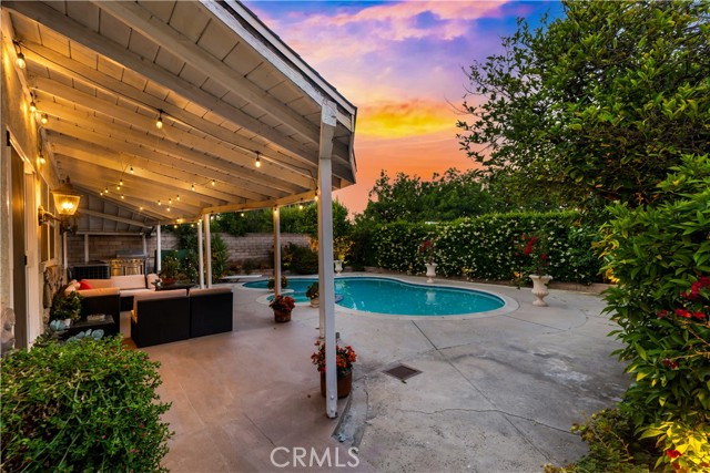 Detail Gallery Image 29 of 40 For 7936 Laramie Ave, Winnetka,  CA 91306 - 4 Beds | 2 Baths