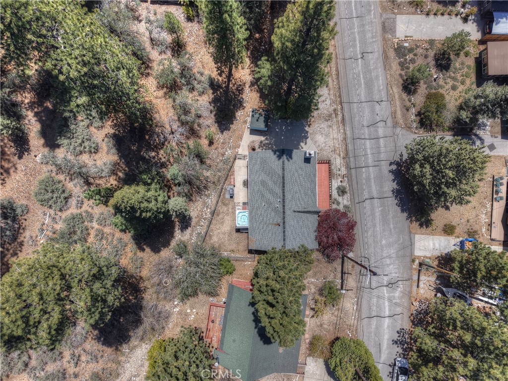 https://media.crmls.org/medias/dc9ed44e-c06d-4737-a988-a9b323598cc4.jpg?preset=X-Large