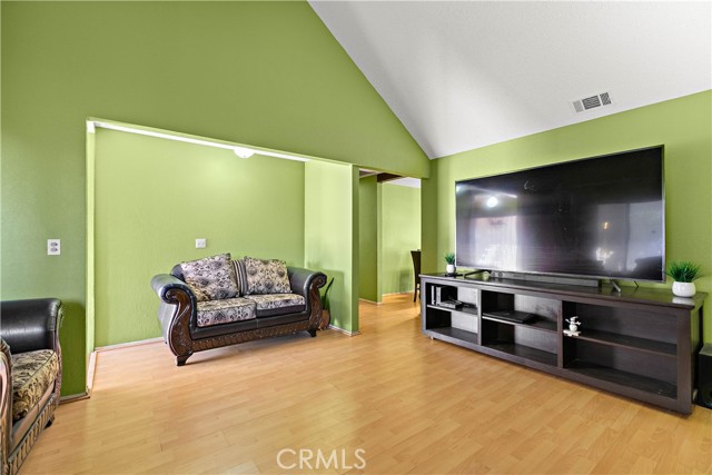 Detail Gallery Image 11 of 45 For 2959 Havasu Ct, Highland,  CA 92346 - 4 Beds | 2 Baths