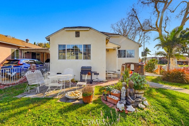 Detail Gallery Image 4 of 27 For 10970 Ruth, Lynwood,  CA 90262 - 2 Beds | 1 Baths