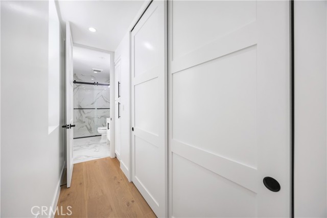 926 17th St, Hermosa Beach CA: https://media.crmls.org/medias/dc9fdff1-0c63-4eba-96f9-216af8b56538.jpg
