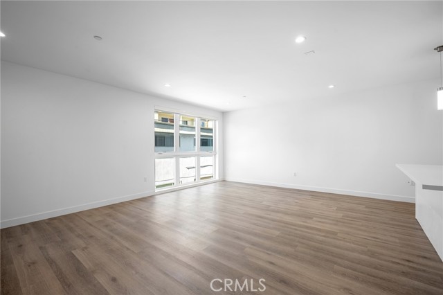 Detail Gallery Image 6 of 19 For 10657 Moorpark St #202,  North Hollywood,  CA 91602 - 1 Beds | 1 Baths