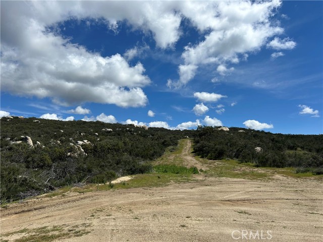 Detail Gallery Image 3 of 7 For 0 Skaggs Rd, Hemet,  CA 92544 - – Beds | – Baths