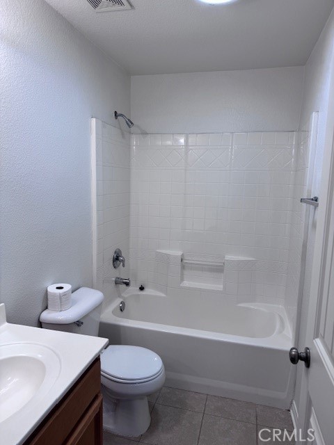 Detail Gallery Image 8 of 25 For 13102 Napa Ct., Hesperia,  CA 92344 - 5 Beds | 3 Baths