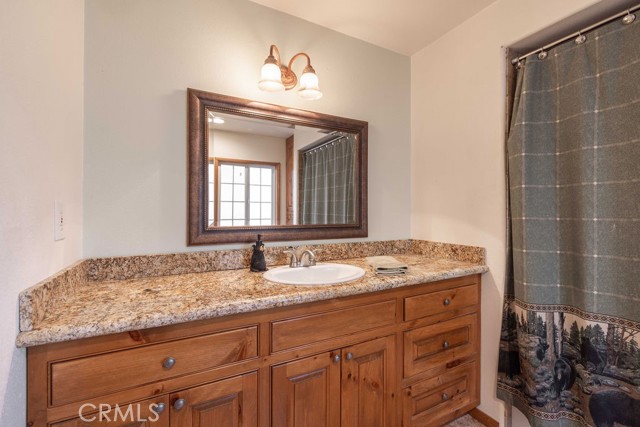 Detail Gallery Image 15 of 29 For 817 E Barker, Big Bear City,  CA 92314 - 3 Beds | 2 Baths