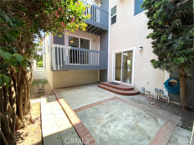 2623 Gates Avenue, Redondo Beach, California 90278, 3 Bedrooms Bedrooms, ,2 BathroomsBathrooms,Residential,Sold,Gates,SB22126121