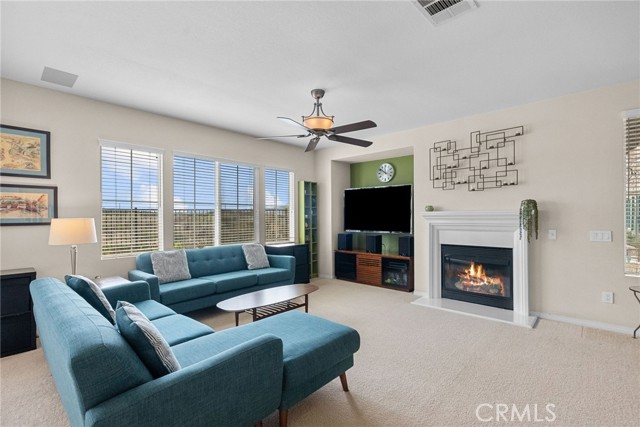 Detail Gallery Image 6 of 36 For 23860 Brescia Dr, Valencia,  CA 91354 - 4 Beds | 3 Baths