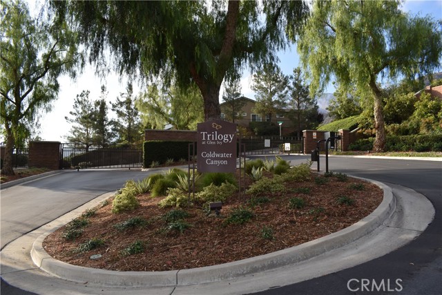 24578 Littlehorn Drive, Corona CA: https://media.crmls.org/medias/dca22537-0645-4f56-afbb-8e033d9dabf5.jpg