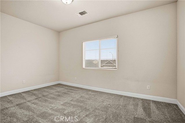 Detail Gallery Image 16 of 39 For 4852 Kinross Ct, Merced,  CA 95348 - 4 Beds | 2/1 Baths