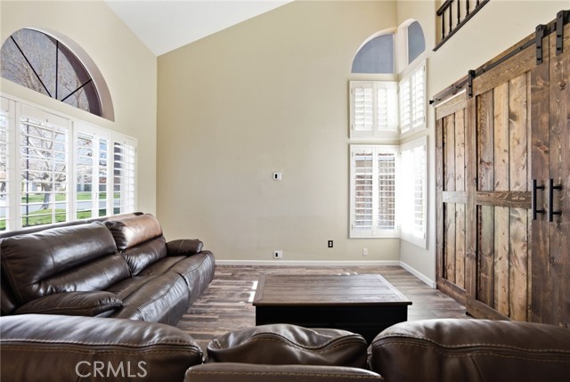 Detail Gallery Image 9 of 39 For 40125 Palmetto Dr, Palmdale,  CA 93551 - 4 Beds | 2/1 Baths