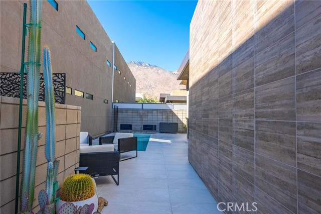 275 S Hermosa, Palm Springs, CA 92262