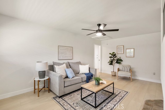 1800 E Heim Avenue, Orange CA: https://media.crmls.org/medias/dca32a9f-a204-454c-97ec-f0766f51fb05.jpg