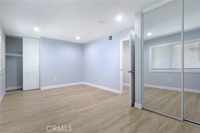 Detail Gallery Image 20 of 42 For 9652 Karmont, South Gate,  CA 90280 - 4 Beds | 2/1 Baths