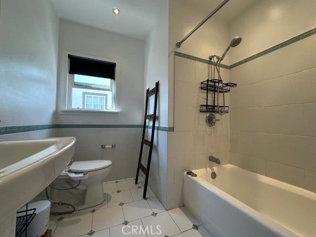 Detail Gallery Image 15 of 19 For 206 W Mountain View Ave, Glendora,  CA 91741 - 3 Beds | 2 Baths