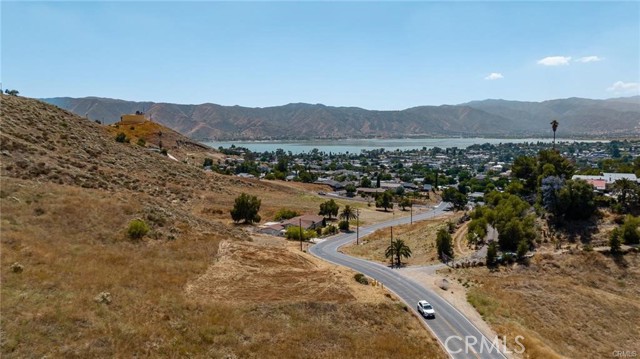 Detail Gallery Image 2 of 14 For 560 Franklin, Lake Elsinore,  CA 92530 - – Beds | – Baths
