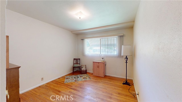 125 Hilton Street, Madera CA: https://media.crmls.org/medias/dca44736-4a40-4e87-b8d6-4d11e4a032c7.jpg