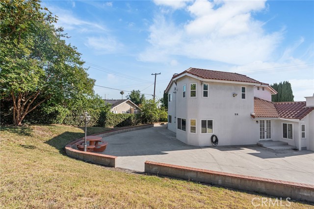 2445 N Santiago Boulevard, Orange CA: https://media.crmls.org/medias/dca4f6c6-d085-4309-ae96-0b3428872d70.jpg