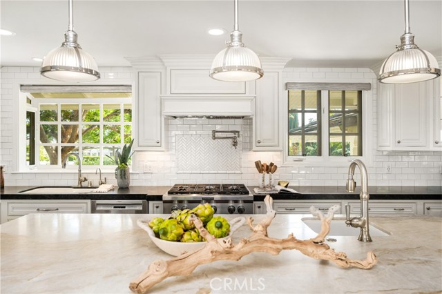 1191 La Limonar, North Tustin CA: https://media.crmls.org/medias/dca52303-3023-4c92-9df4-f406332a738d.jpg
