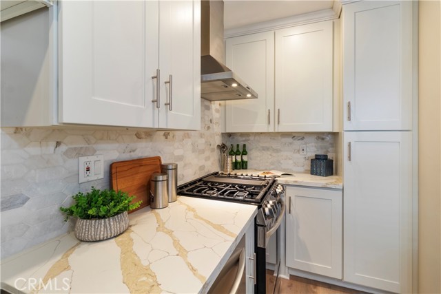 Detail Gallery Image 7 of 20 For 9005 Cynthia St #215,  West Hollywood,  CA 90069 - 1 Beds | 1 Baths
