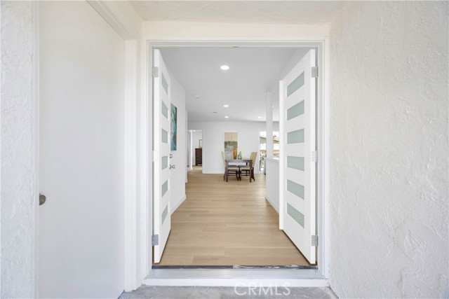 8381 E Blithedale Street, Long Beach CA: https://media.crmls.org/medias/dca56b7c-2285-4d3f-b867-a4b9d6a5b9ed.jpg