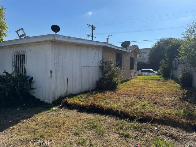 2273 Santa Ana, Los Angeles, California 90059, 2 Bedrooms Bedrooms, ,1 BathroomBathrooms,Single Family Residence,For Sale,Santa Ana,RS25031725