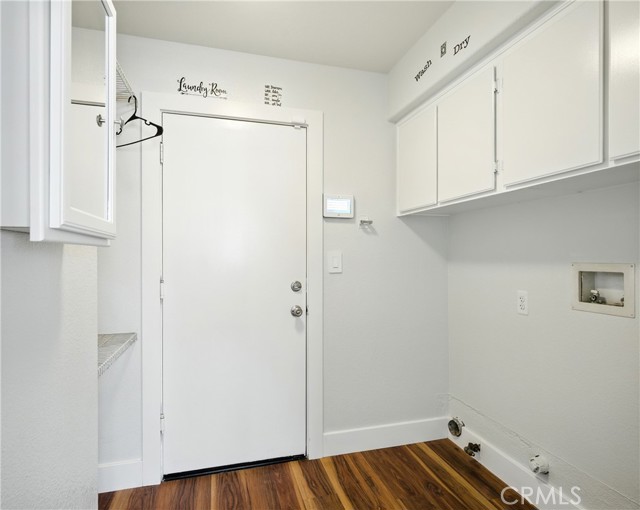 27170 Arrow Point Trail, Corona CA: https://media.crmls.org/medias/dca5d787-80a6-4bf1-a697-ecd1826ca3d4.jpg