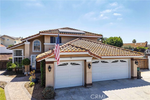 25444 Clover Glen Circle, Murrieta CA: https://media.crmls.org/medias/dca66a52-2d21-4960-83b8-32ac7e7f98e8.jpg